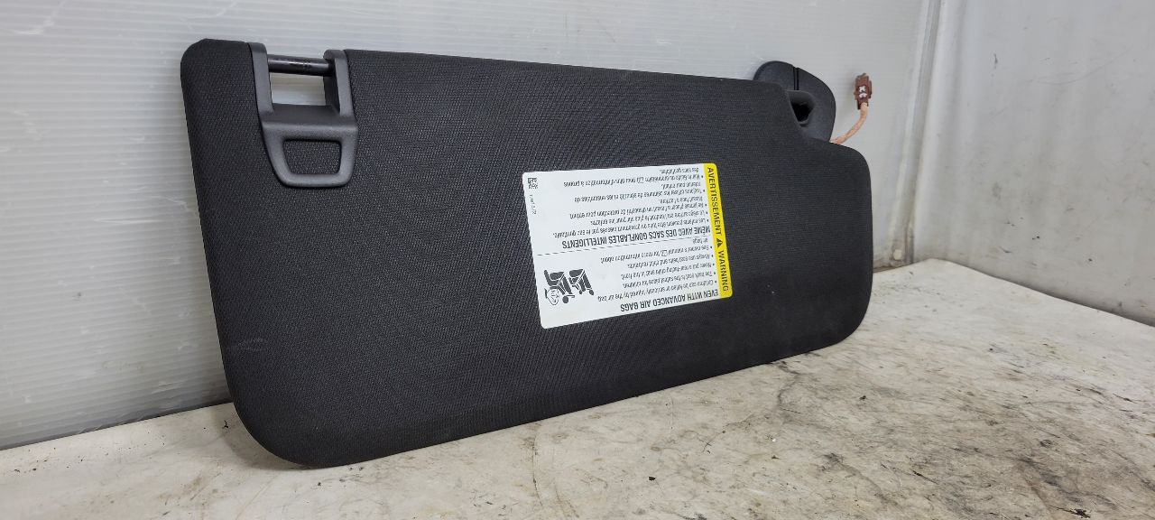 2023 SUBURBN15 LH DRIVER SUN VISOR LIGHTED BLACK 32990 - image 5