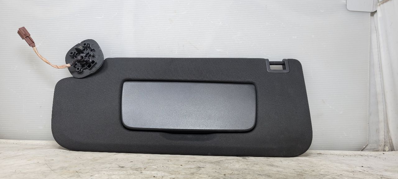 2023 SUBURBN15 LH DRIVER SUN VISOR LIGHTED BLACK 32990 - image 7