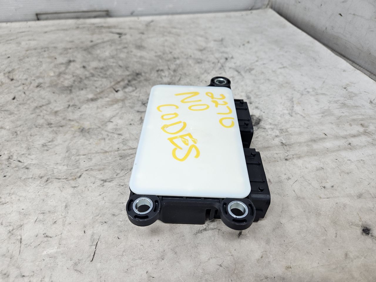 2023 SUBURBN15 OEM CRASH MODULE 13552060 NO CODES 32999 - image 7