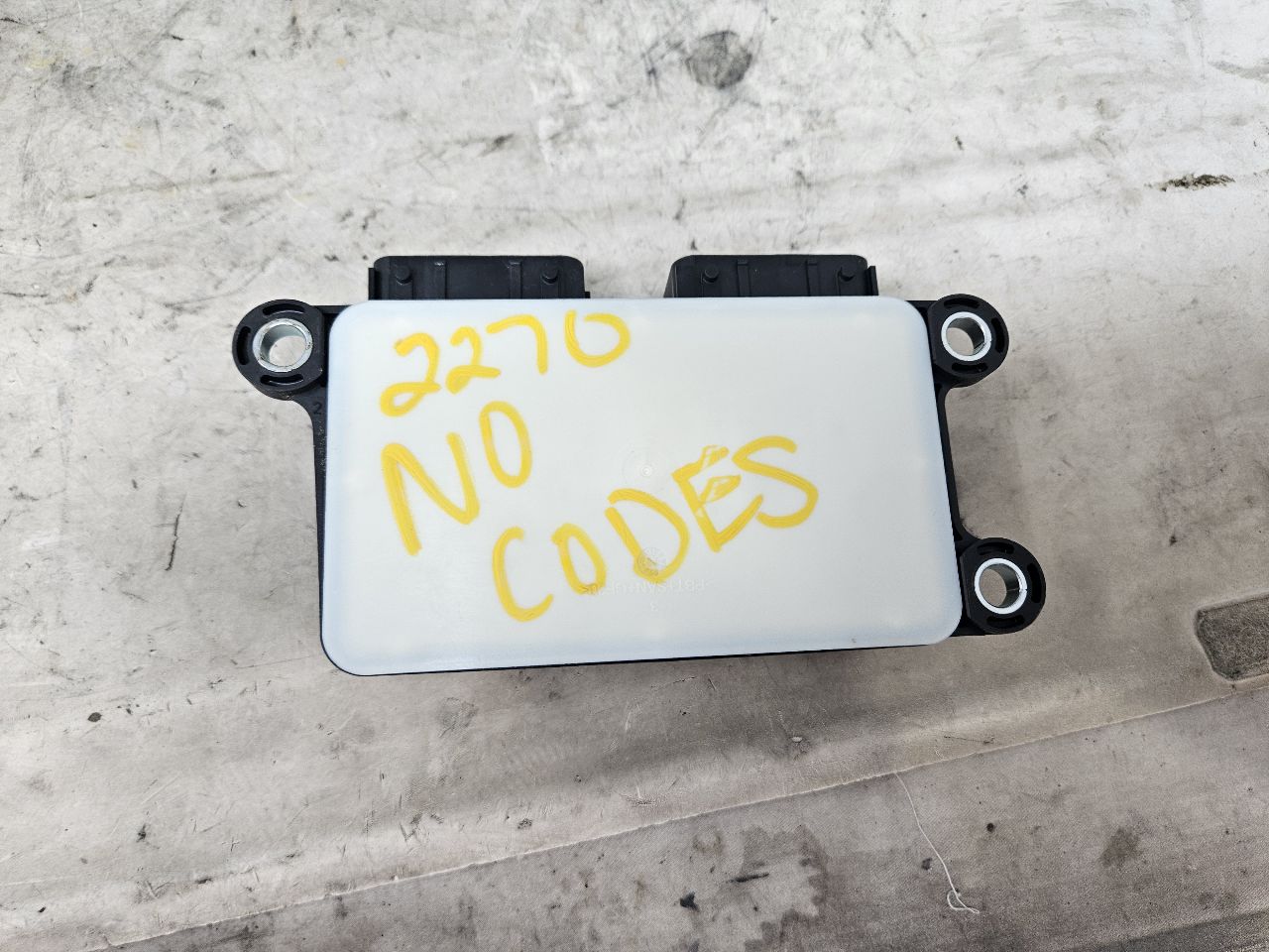 2023 SUBURBN15 OEM CRASH MODULE 13552060 NO CODES 32999 - image 8