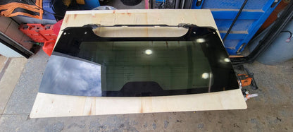 2023 SUBURBN15 OEM REAR BACK GLASS WITH DEFROST 33003 - image 1