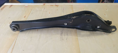 2023 SUBURBN15 REAR LH DRIVER LOWER CONTROL ARM 37K 33009 - image 3