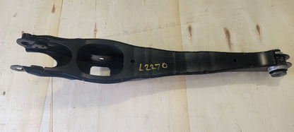 2023 SUBURBN15 REAR LH DRIVER LOWER CONTROL ARM 37K 33009 - image 6