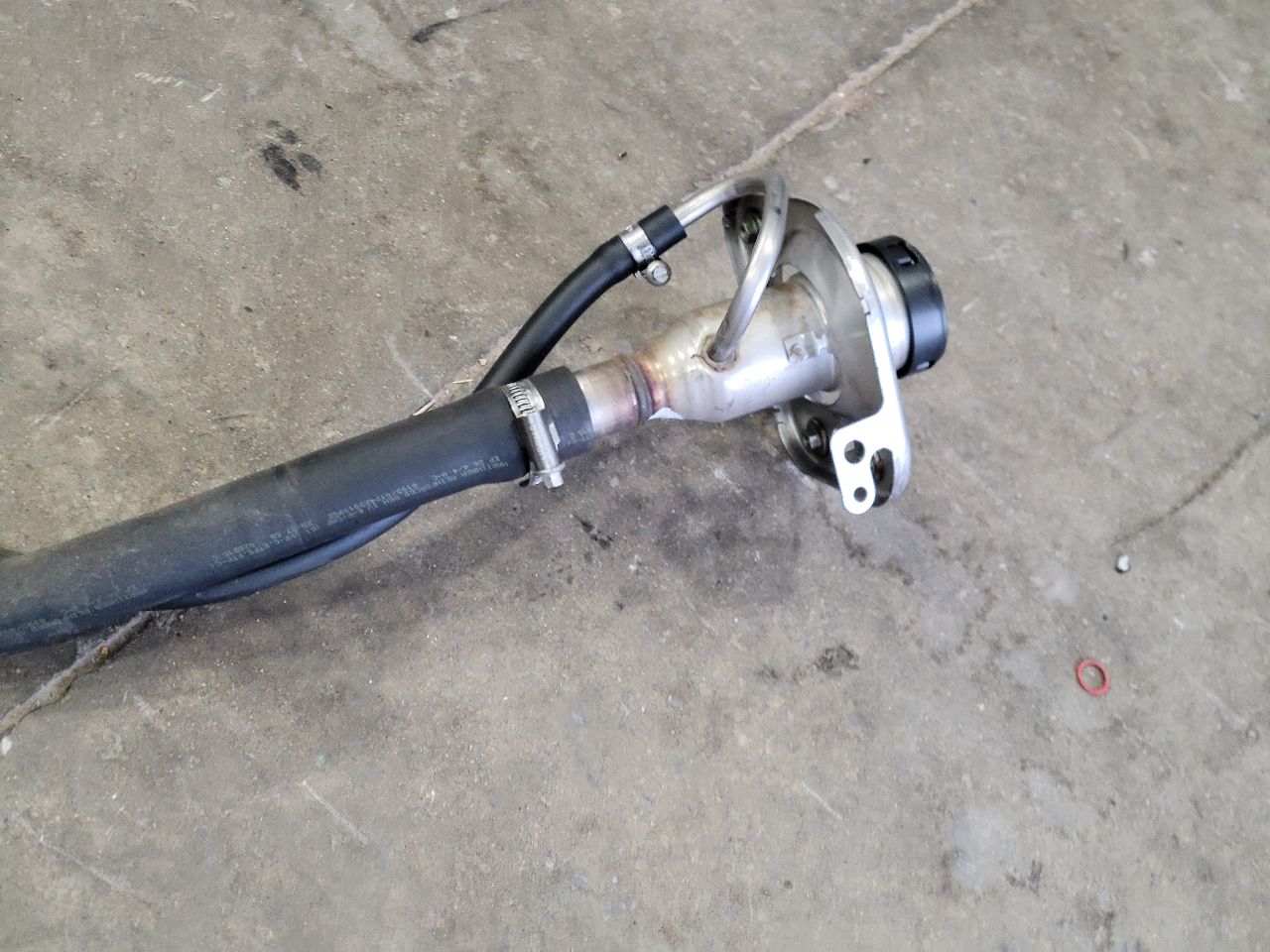 2023 SUBURBN15 FUEL FILLER NECK & HOSES 37K MILES 33012 - image 7