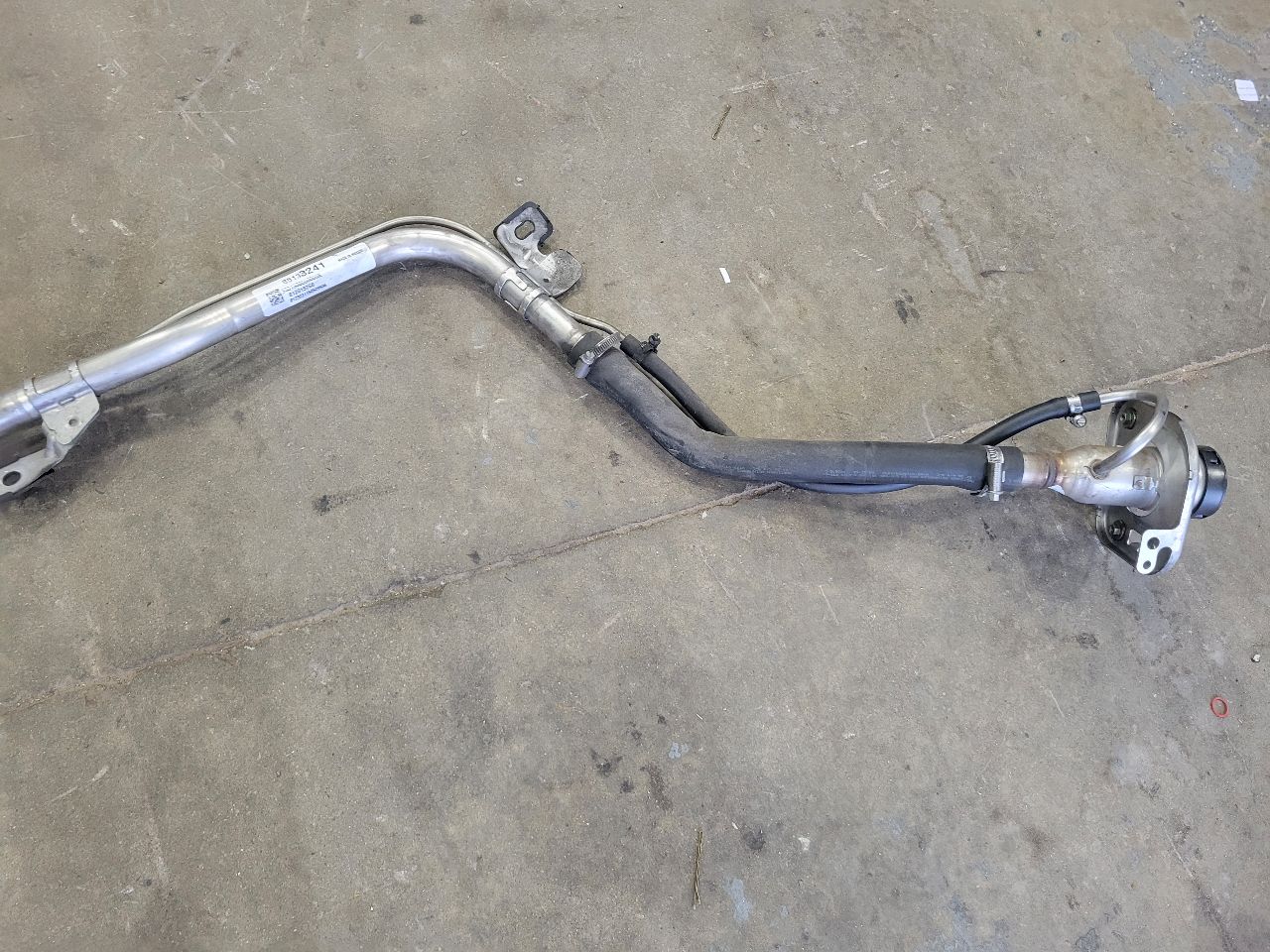 2023 SUBURBN15 FUEL FILLER NECK & HOSES 37K MILES 33012 - image 8