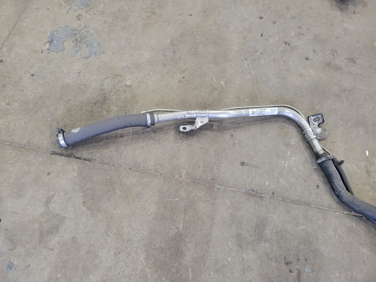 2023 SUBURBN15 FUEL FILLER NECK & HOSES 37K MILES 33012 - image 9