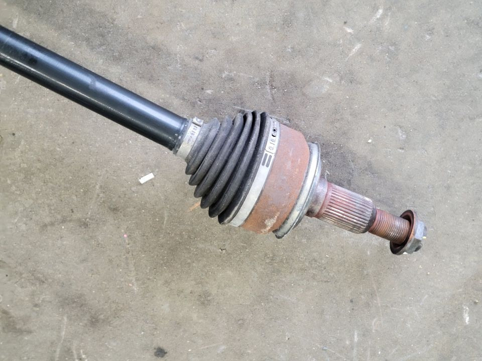 2023 SUBURBN15 RH REAR CV AXLE SHAFT 37K 84856646 33018 - image 6