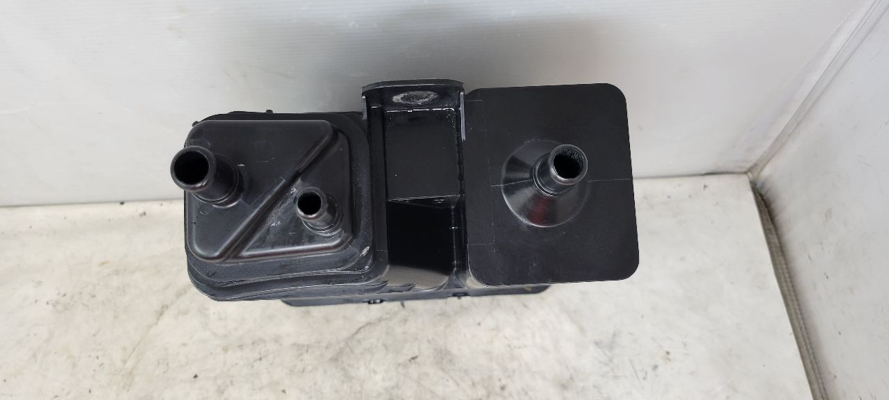2023 SUBURBN15 FUEL VAPOR CANISTER 23337722 37K 33021 - image 5