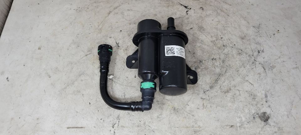 2023 SUBURBN15 AUXILLIARY FUEL VAPOR CANISTER 37K 33022 - image 1