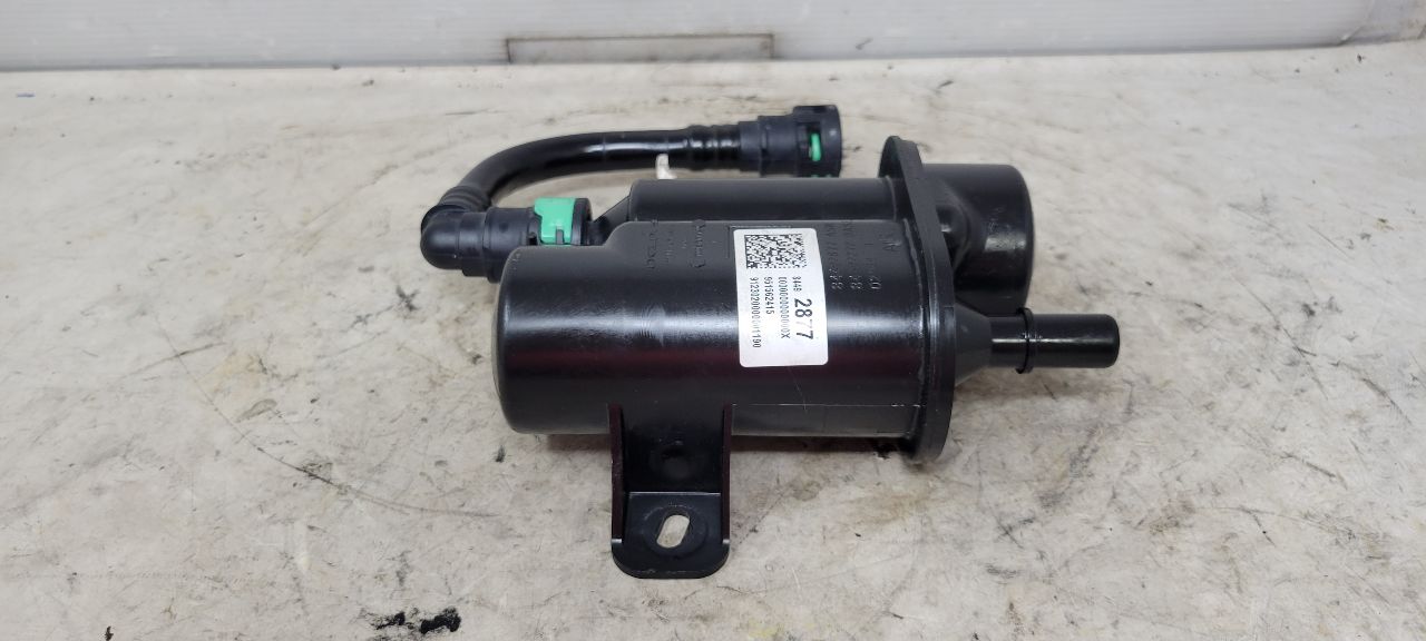 2023 SUBURBN15 AUXILLIARY FUEL VAPOR CANISTER 37K 33022 - image 3