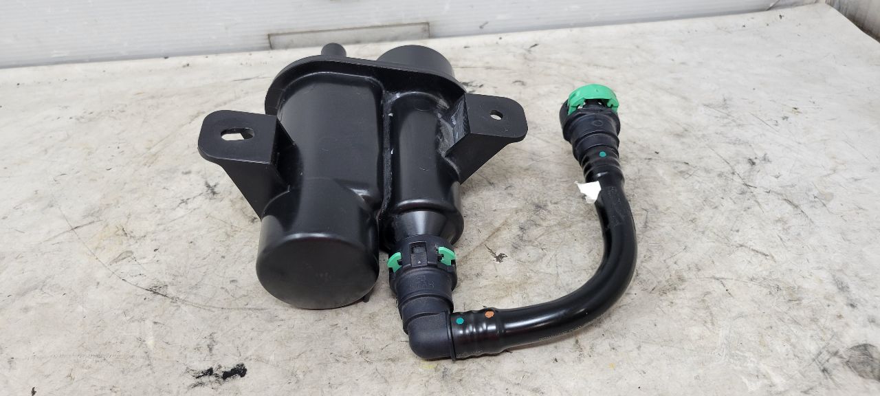 2023 SUBURBN15 AUXILLIARY FUEL VAPOR CANISTER 37K 33022 - image 6