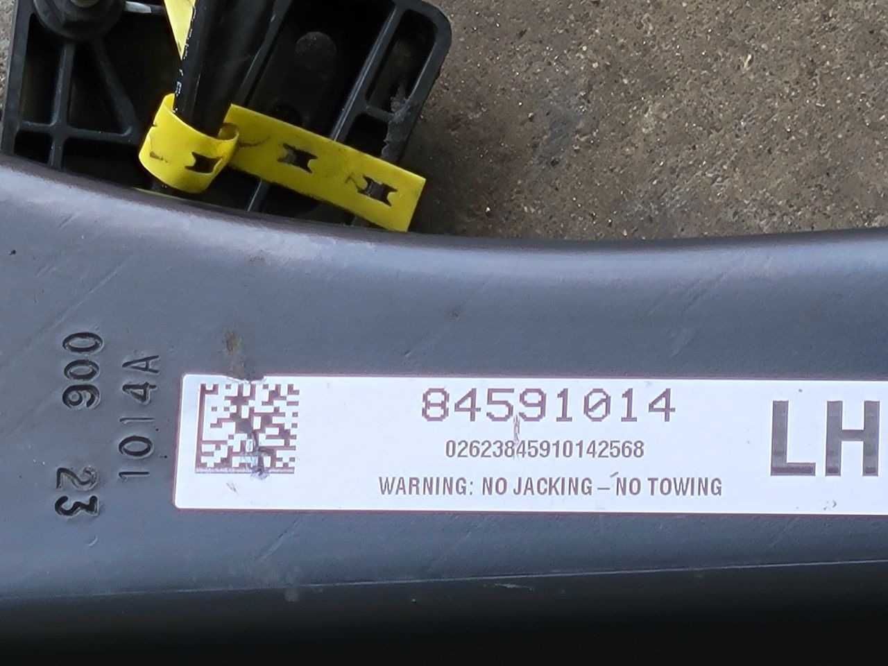 2023 SUBURBN15 LH REAR TRAILING ARM 37K MI 84591014 33028 - image 13