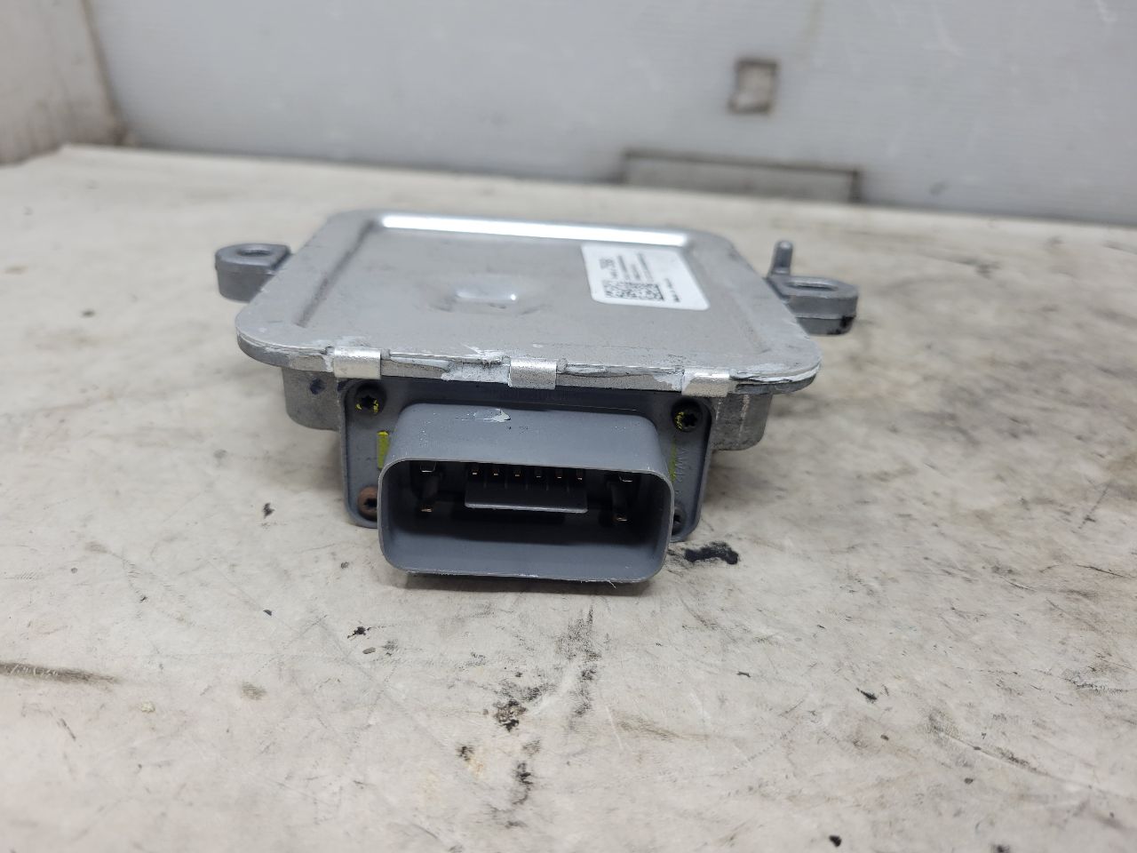 2023 SUBURBN15 TRAILER BRAKE MODULE 84857588 33037 - image 4