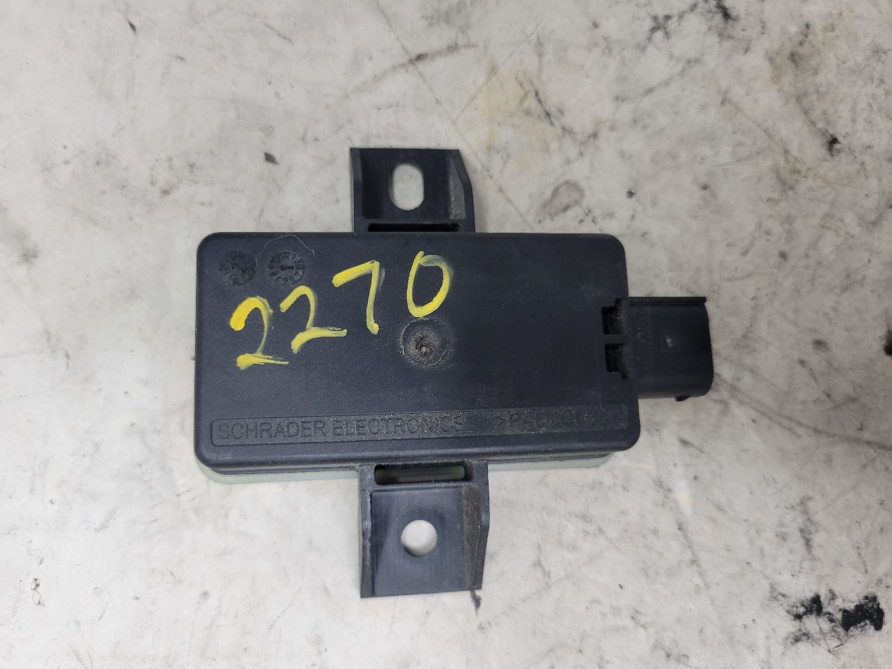 2023 SUBURBN15 TPMS TIRE PRESSURE MODULE 85127074 33038 - image 1