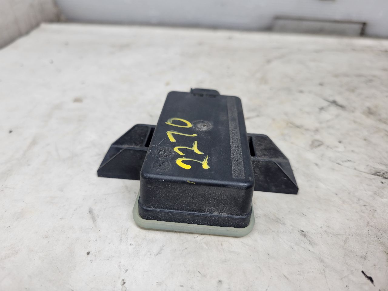 2023 SUBURBN15 TPMS TIRE PRESSURE MODULE 85127074 33038 - image 3