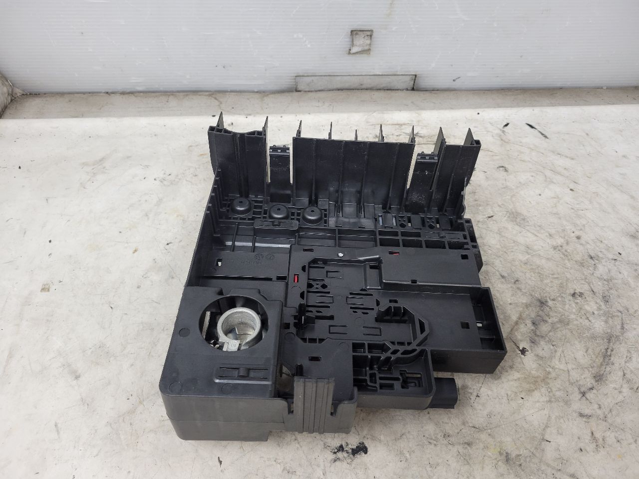 2023 SUBURBN15 BATTERY FUSE JUNCTION 84977658 33046 - image 7