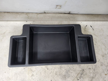 2023 SUBURBN15 CENTER CONSOLE STORAGE TRAY 84887772 33048 - image 1