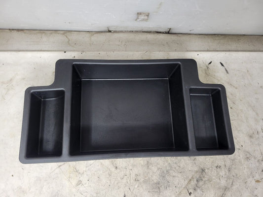 2023 SUBURBN15 CENTER CONSOLE STORAGE TRAY 84887772 33048 - image 1