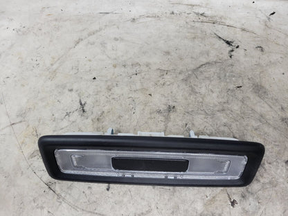 2023 SUBURBN15 DOME LIGHT LAMP JET BLACK 84874624 33049 - image 2