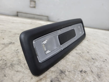2023 SUBURBN15 DOME LIGHT LAMP JET BLACK 84874624 33049 - image 4