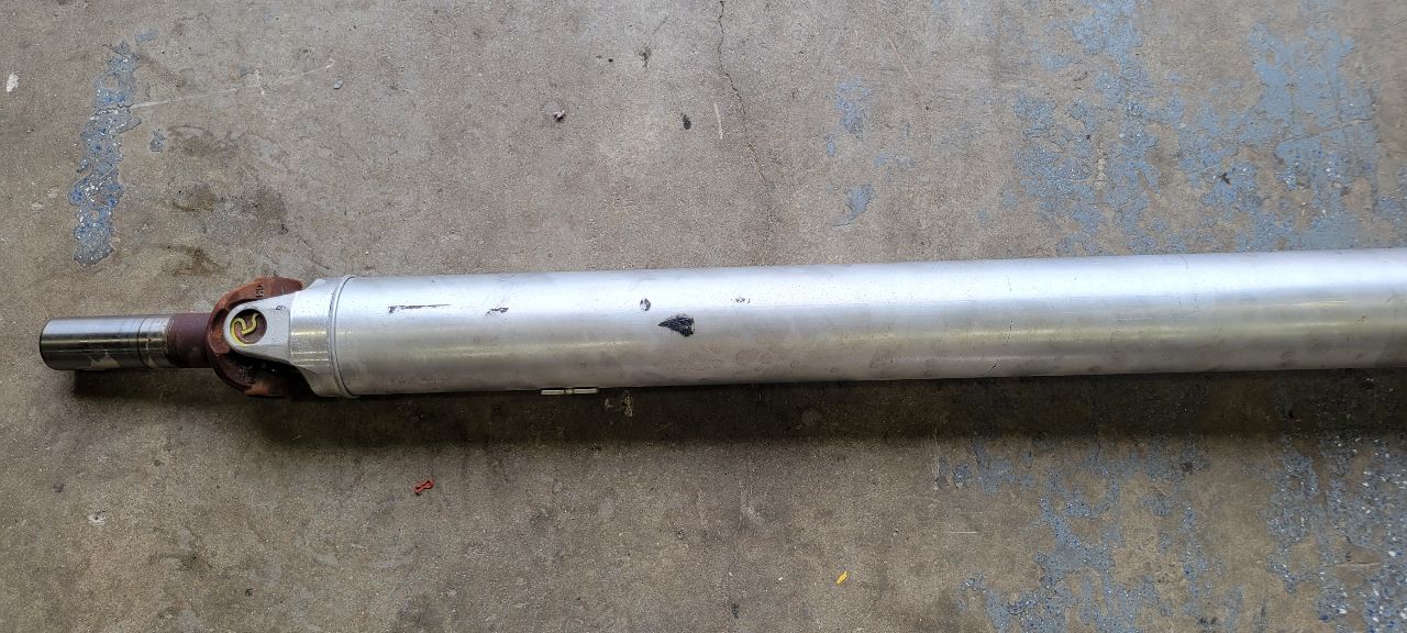 2023 SUBURBN15 REAR DRIVE SHAFT ACFN 84997911 37K 33053 - image 8