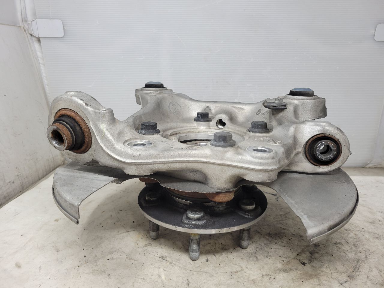 2023 SUBURBN15 RH REAR SPINDLE KNUCKLE W/HUB 37K 33055 - image 6