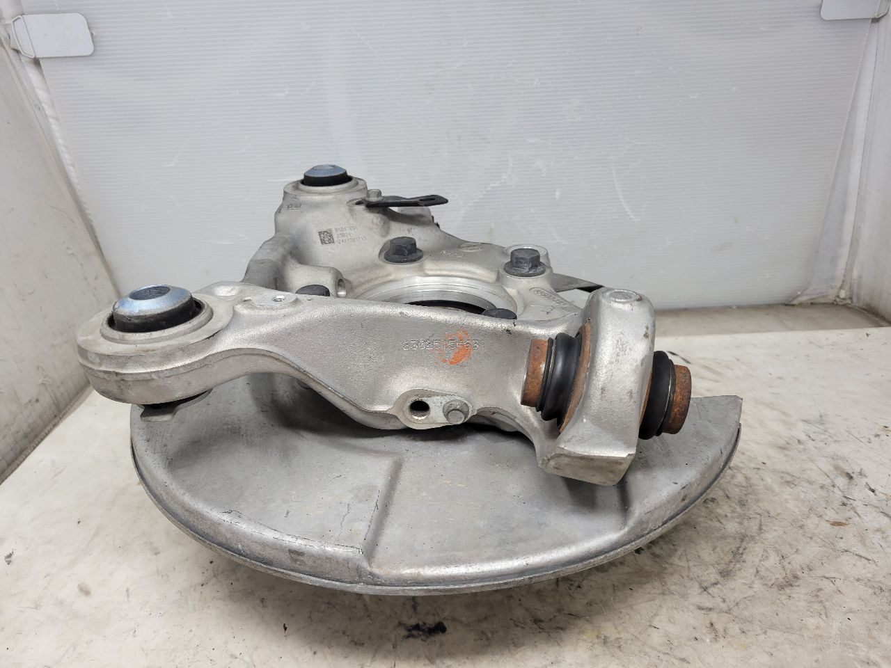 2023 SUBURBN15 RH REAR SPINDLE KNUCKLE W/HUB 37K 33055 - image 10