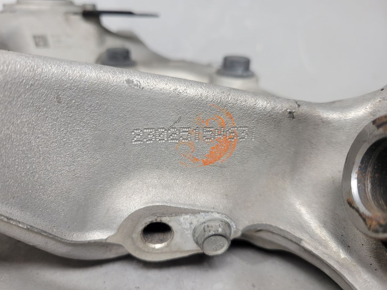 2023 SUBURBN15 RH REAR SPINDLE KNUCKLE W/HUB 37K 33055 - image 13
