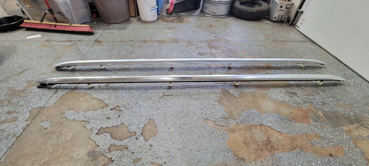 2023 SUBURBN15 OEM LUGGAGE ROOF RACK RAILS PAIR 33060 - image 2