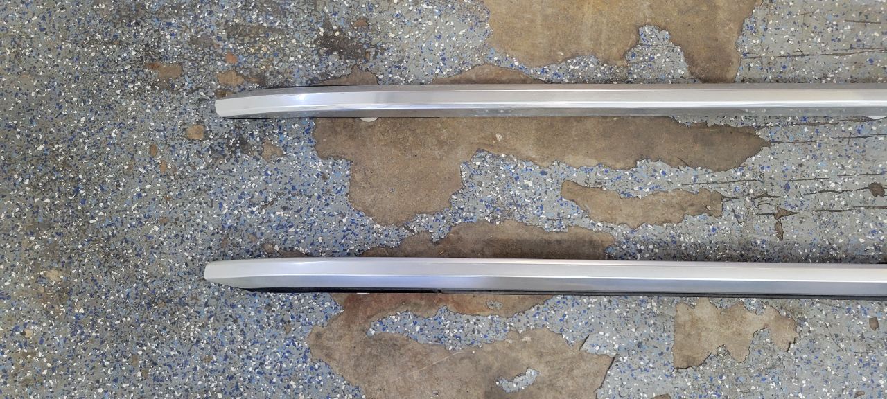2023 SUBURBN15 OEM LUGGAGE ROOF RACK RAILS PAIR 33060 - image 6