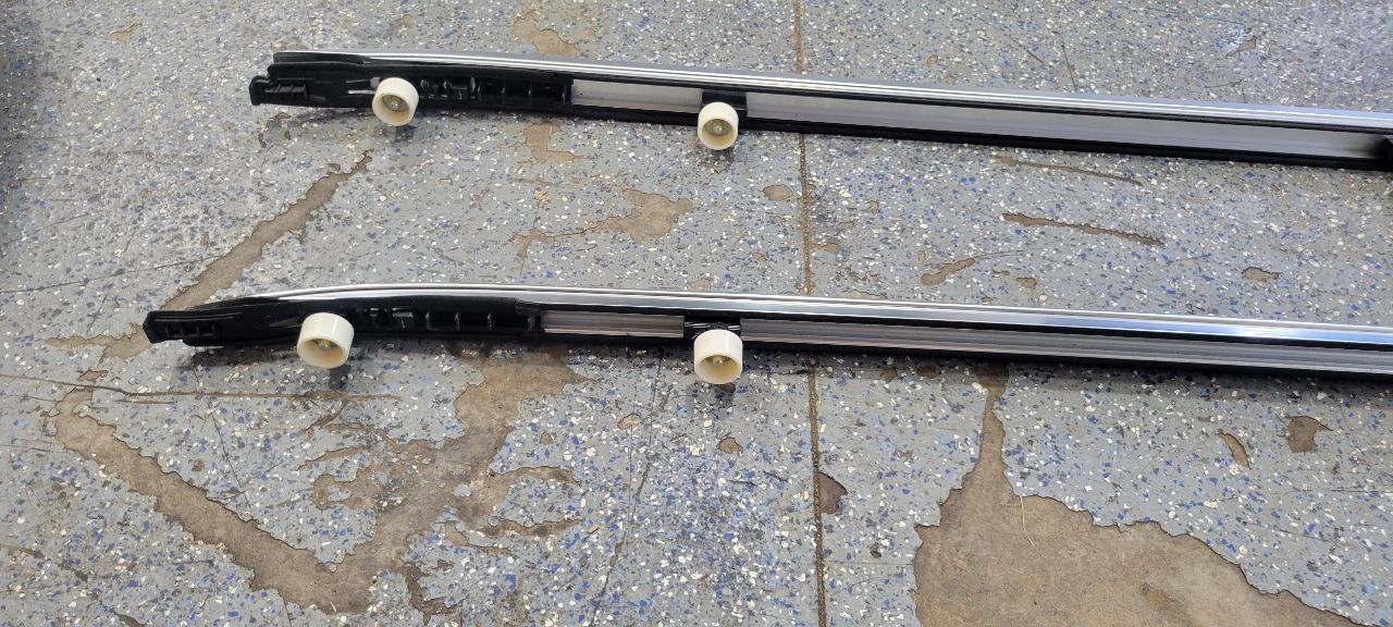 2023 SUBURBN15 OEM LUGGAGE ROOF RACK RAILS PAIR 33060 - image 19