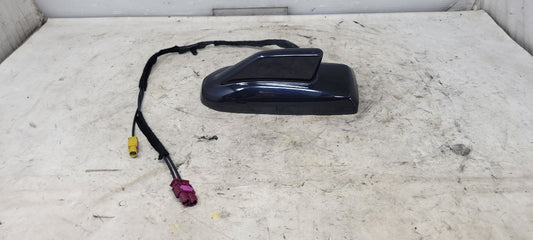 2023 SUBURBN15 SHARK FIN ANTENNA BLUE GLU 85155421 33062 - image 1