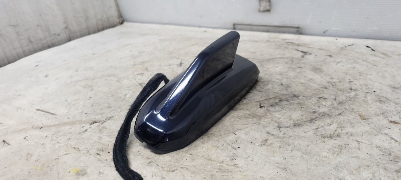 2023 SUBURBN15 SHARK FIN ANTENNA BLUE GLU 85155421 33062 - image 6