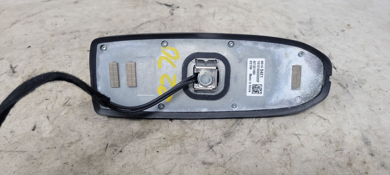 2023 SUBURBN15 SHARK FIN ANTENNA BLUE GLU 85155421 33062 - image 12