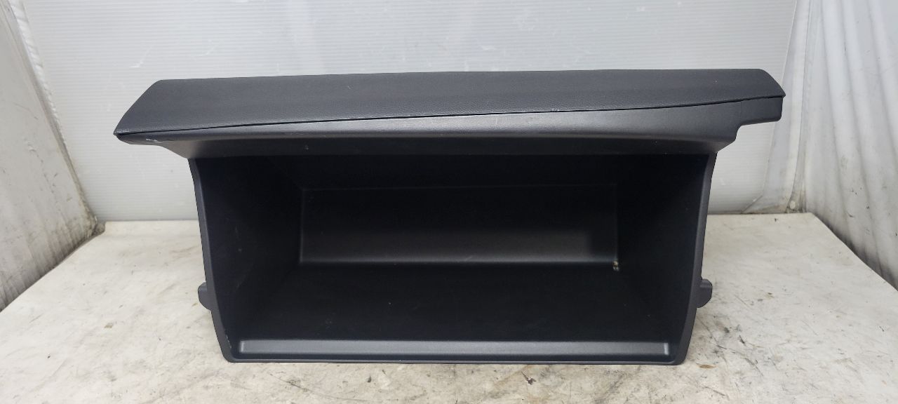 2023 SUBURBN15 RH DASH GLOVE BOX JET BLACK 33064 - image 5