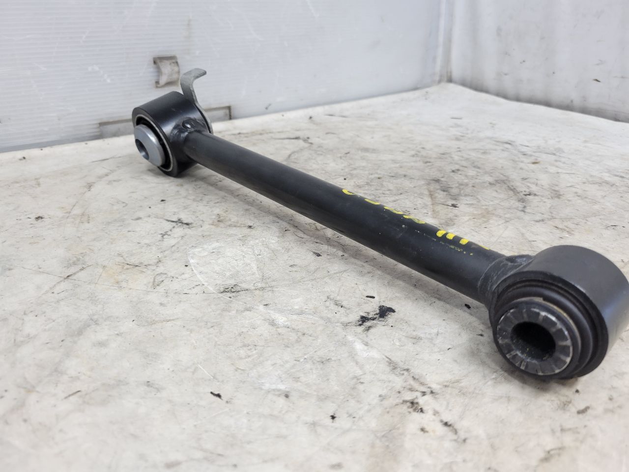 2023 SUBURBN15 LH REAR LOWER LATERAL LINK 85148036 33073 - image 3