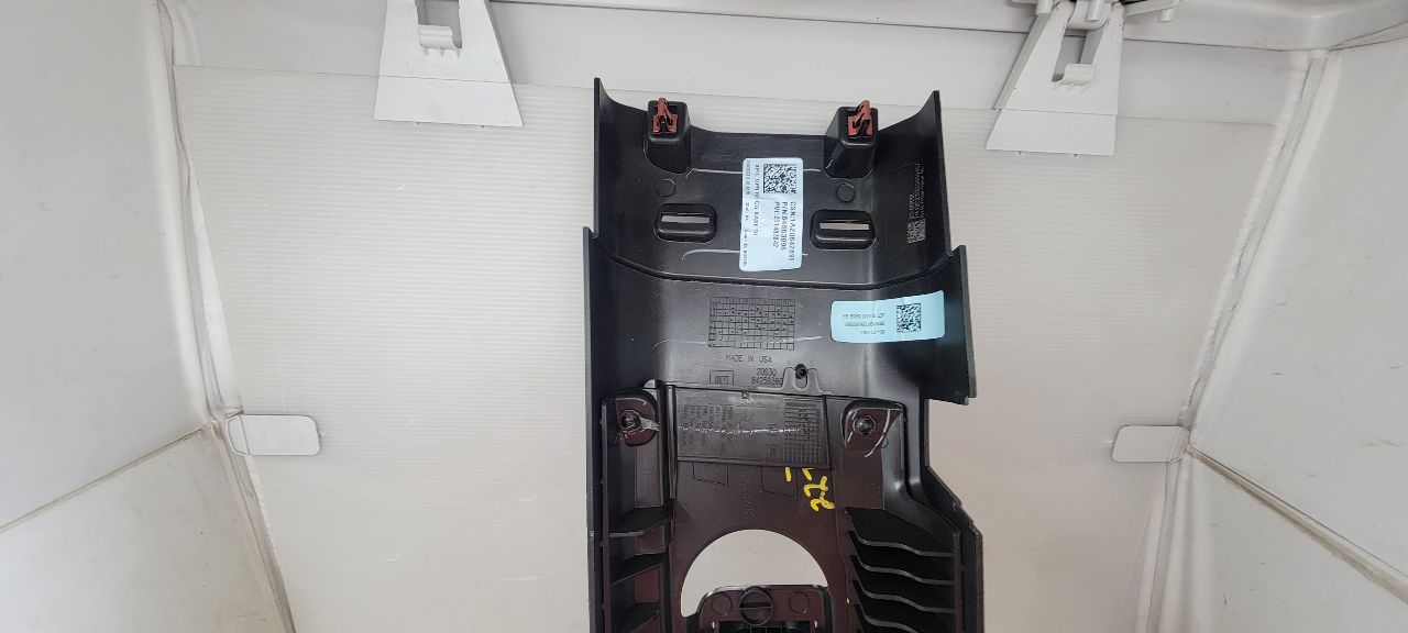 2023 SUBURBN15 RH UPPER B PILLAR TRIM 84883096 33078 - image 9