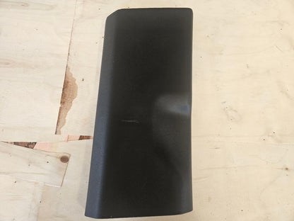 2023 SUBURBN15 RH B PILLAR MID CENTER TRIM 84701420 33080 - image 1