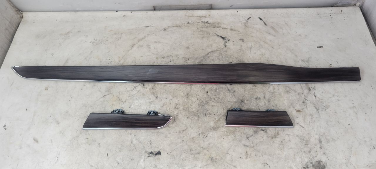 2023 SUBURBN15 DASH WOOD TRIM DRIFTWOOD 3 PIECE SET 33094 - image 1