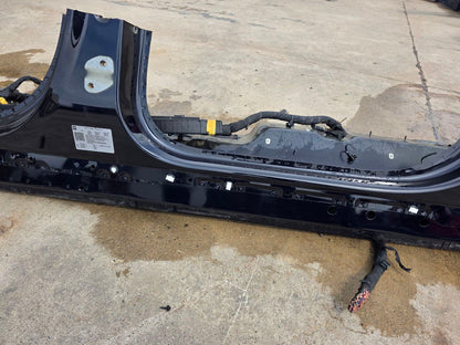 2023 SUBURBN15 LH DRIVER ROCKER PANEL BLUE GLU 33113 - image 3