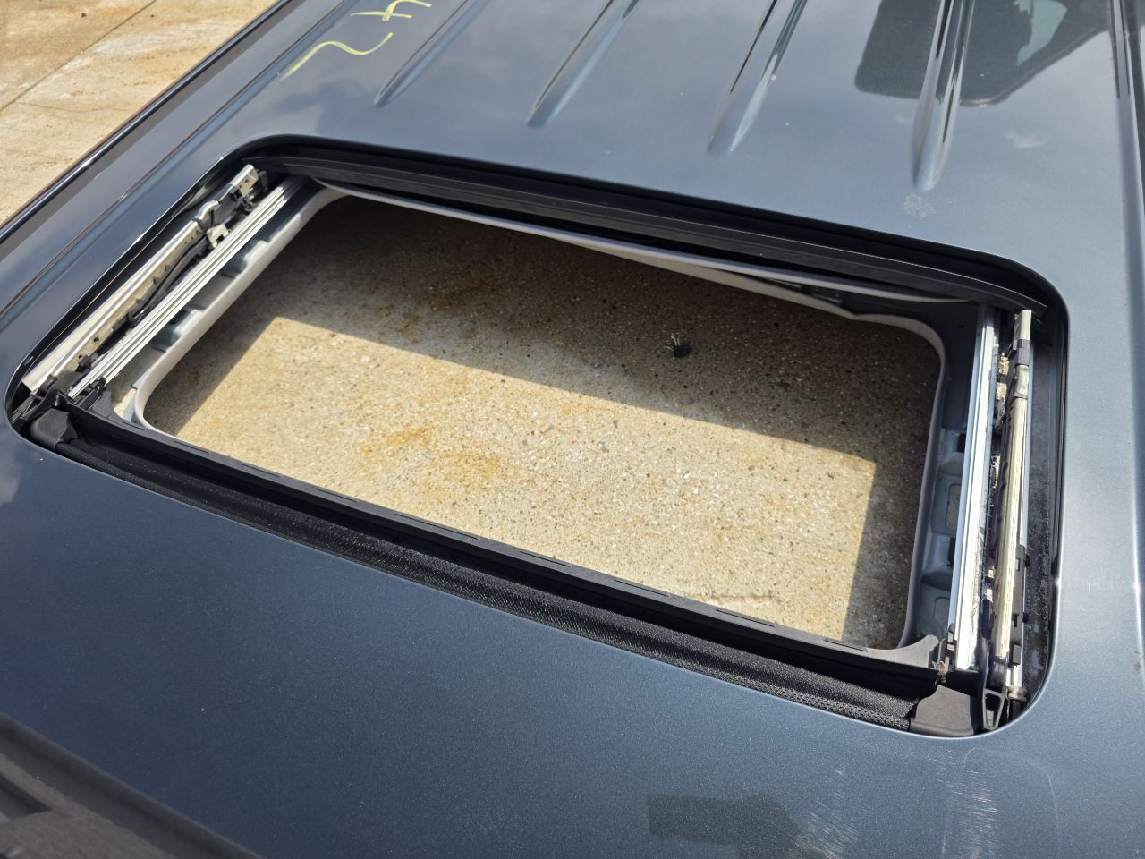 2018 SIERDEN15 ROOF CUT, CREW CAB GASOLINE METALLIC 33114 - image 10