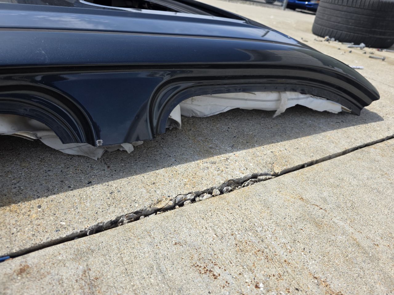 2018 SIERDEN15 ROOF CUT, CREW CAB GASOLINE METALLIC 33114 - image 16