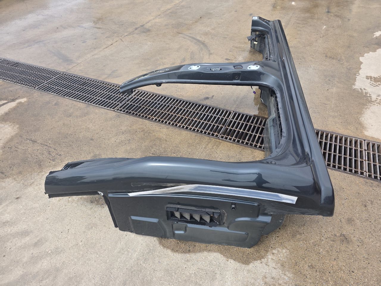 2018 SIERDEN15 RH CREW CAB ROCKER & PILLAR CUT GREY 33116 - image 3