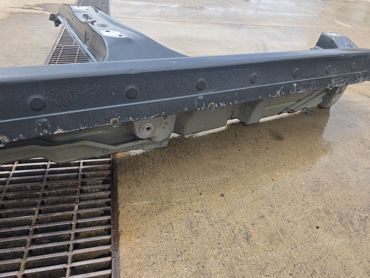 2018 SIERDEN15 RH CREW CAB ROCKER & PILLAR CUT GREY 33116 - image 8