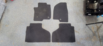 2023 SUBURBN15 OEM FRONT & REAR CARPET FLOOR MATS 33126 - image 1