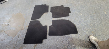 2023 SUBURBN15 OEM FRONT & REAR CARPET FLOOR MATS 33126 - image 5