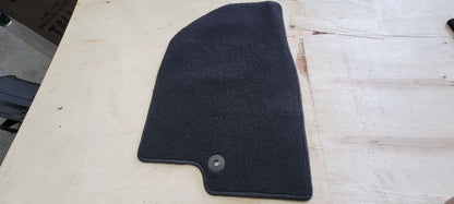 2023 SUBURBN15 OEM FRONT & REAR CARPET FLOOR MATS 33126 - image 8
