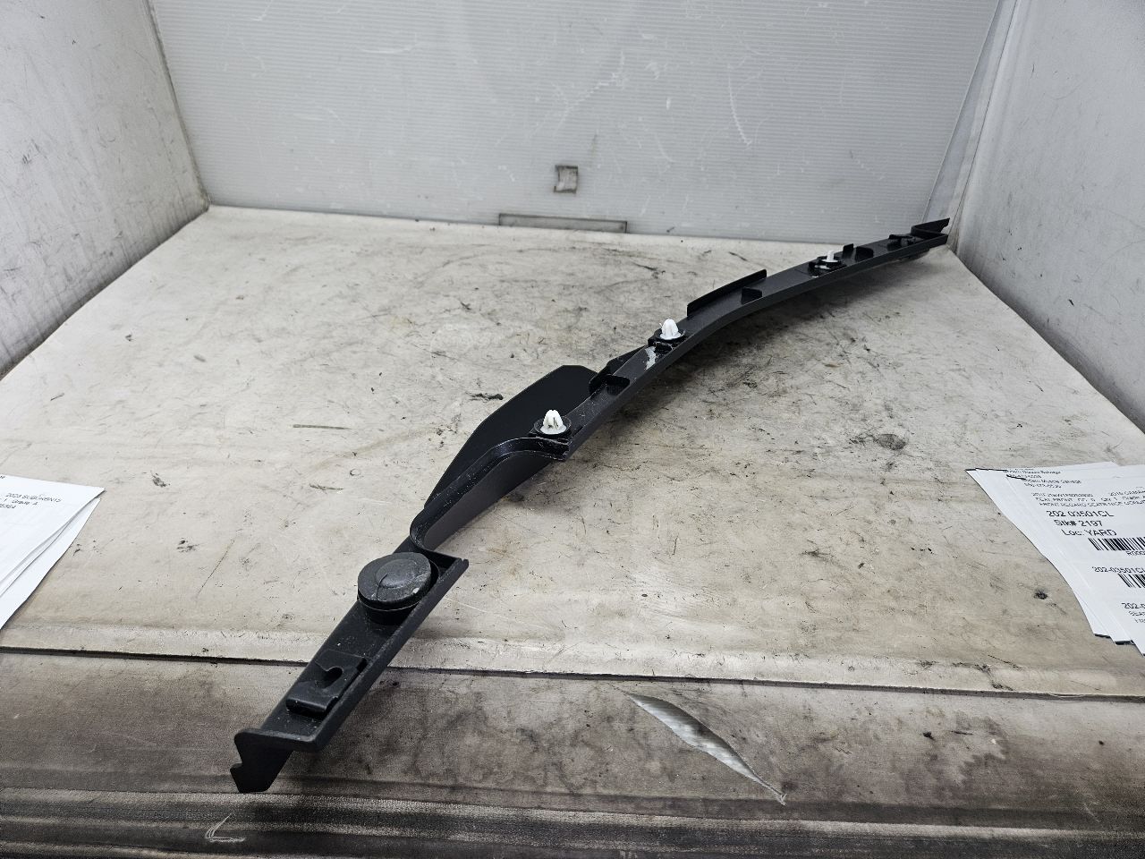 2023 SUBURBN15 TAILGATE LH INNER TRIM 84705364 33146 - image 6