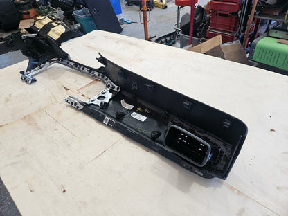 2023 SUBURBN15 FRONT DASH TRIM VENT BEZEL 86822079 33147 - image 11