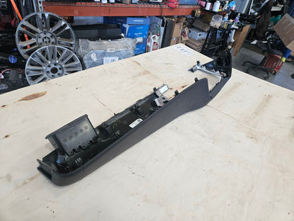 2023 SUBURBN15 FRONT DASH TRIM VENT BEZEL 86822079 33147 - image 13